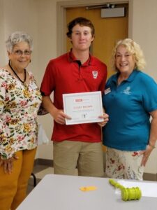 Cover photo for Extension Master Gardeners Award Scholarship